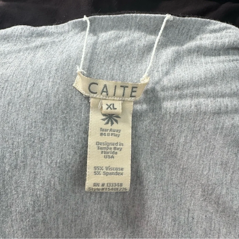 CAITE Brown Elaborate Floral Embroidered Long Vest Reversible to Solid Gray - Picture 9 of 10